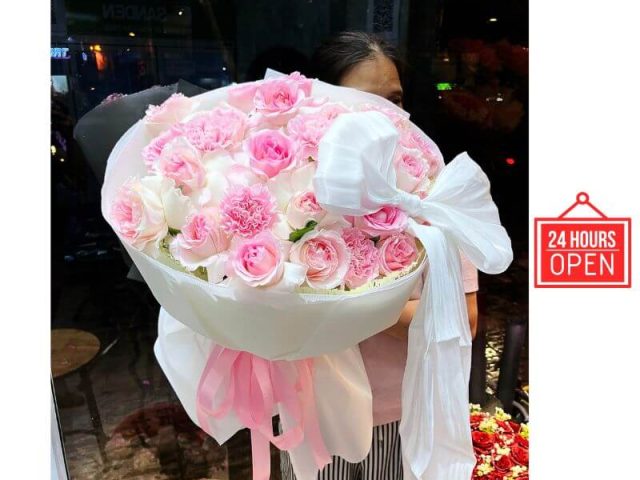 bo-hoa-chuc-mung-tong-hong-bht01-cua-hang-hoa-tuoi-kt-nhan-bach-mai-ha-noi
