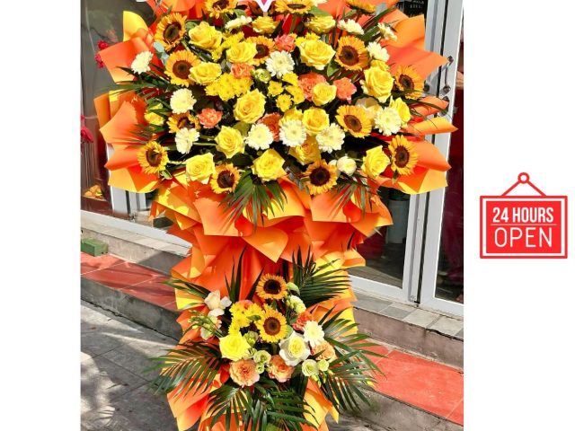 ke-hoa-khai-truong-2-tang-sang-trong-tong-mau-vang-kht01-cua-hang-hoa-tuoi-kt-nhan-bach-mai-ha-noi