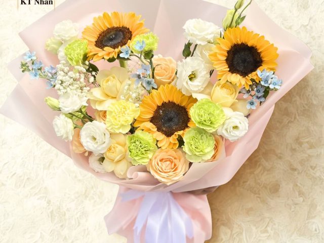 bo-hoa-huong-duong-mix-bht10-cua-hang-hoa-tuoi-kt-nhan-bach-mai-ha-noi