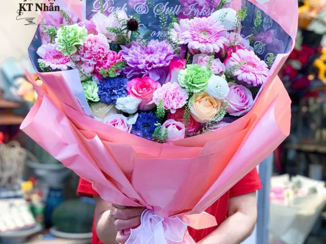 bo-hoa-chuc-mung-tong-tim-hong-bht029-cua-hang-hoa-tuoi-kt-nhan-bach-mai-ha-noi