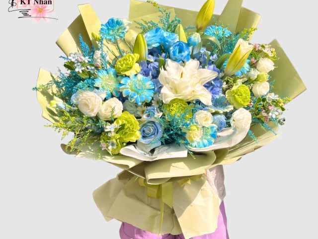 bo-hoa-chuc-mung-tong-xanh-bht017-cua-hang-hoa-tuoi-kt-nhan-bach-mai-ha-noi