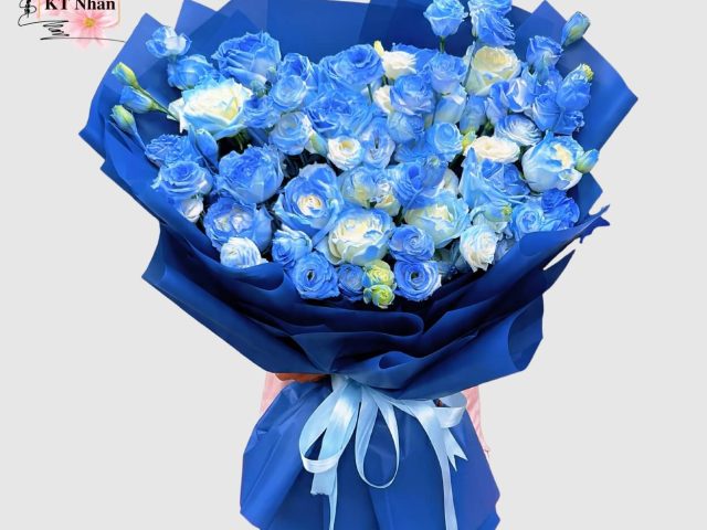 bo-hoa-chuc-mung-tong-xanh-coban-bht020-cua-hang-hoa-tuoi-kt-nhan-bach-mai-ha-noi