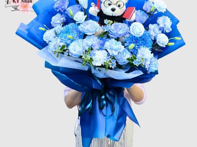 bo-hoa-tot-nghiep-tong-xanh-duong-bht023-cua-hang-hoa-tuoi-kt-nhan-bach-mai-ha-noi