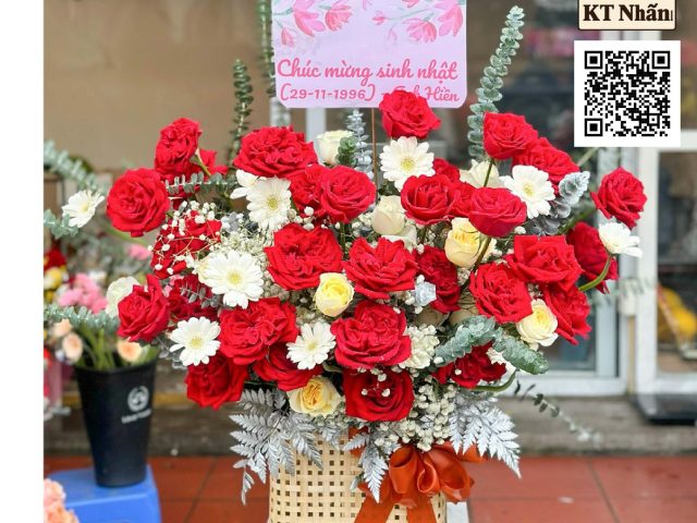 lang-hoa-chuc-mung-lht014-cua-hang-hoa-tuoi-kt-nhan-bach-mai-ha-noi