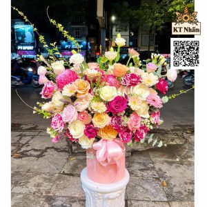 hop-hoa-chuc-mung-hht02-cua-hang-hoa-tuoi-kt-nhan-bach-mai-ha-noi